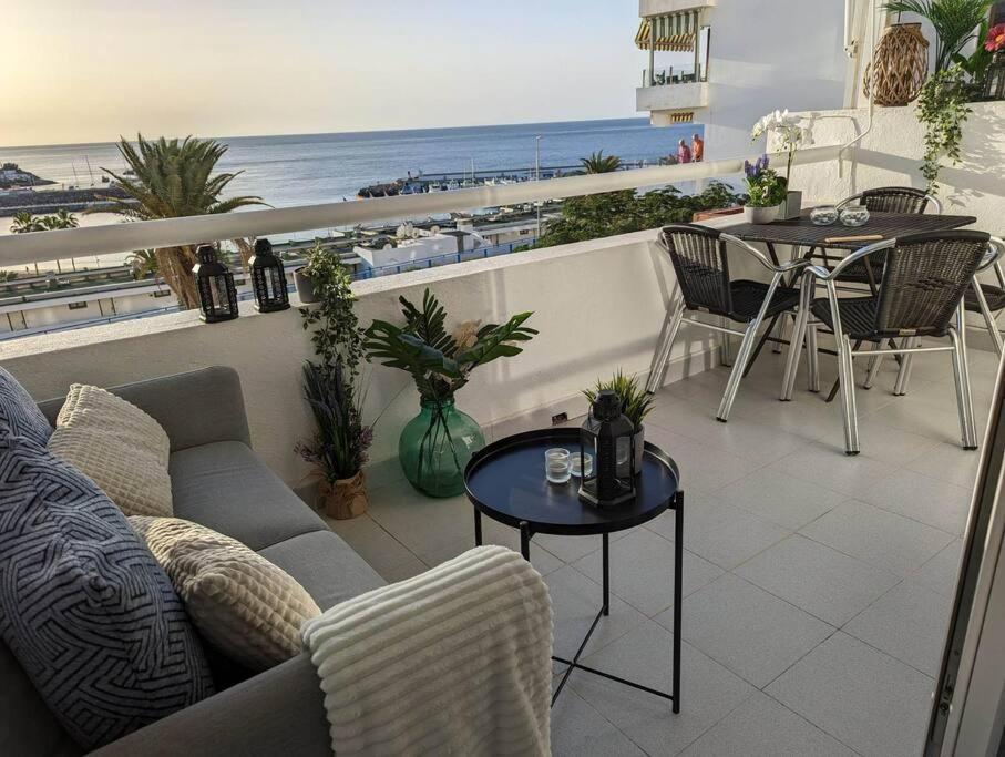 Beachfront Studio Apartment Puerto Rico プエルトリコ エクステリア 写真