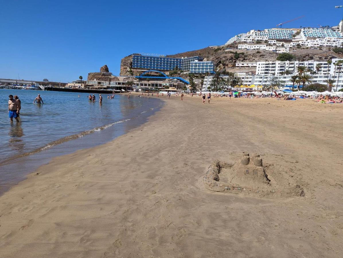 Beachfront Studio Apartment Puerto Rico プエルトリコ エクステリア 写真